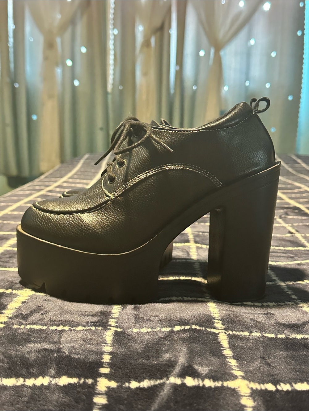 Chunky Platform Lace-Up Heels in Black